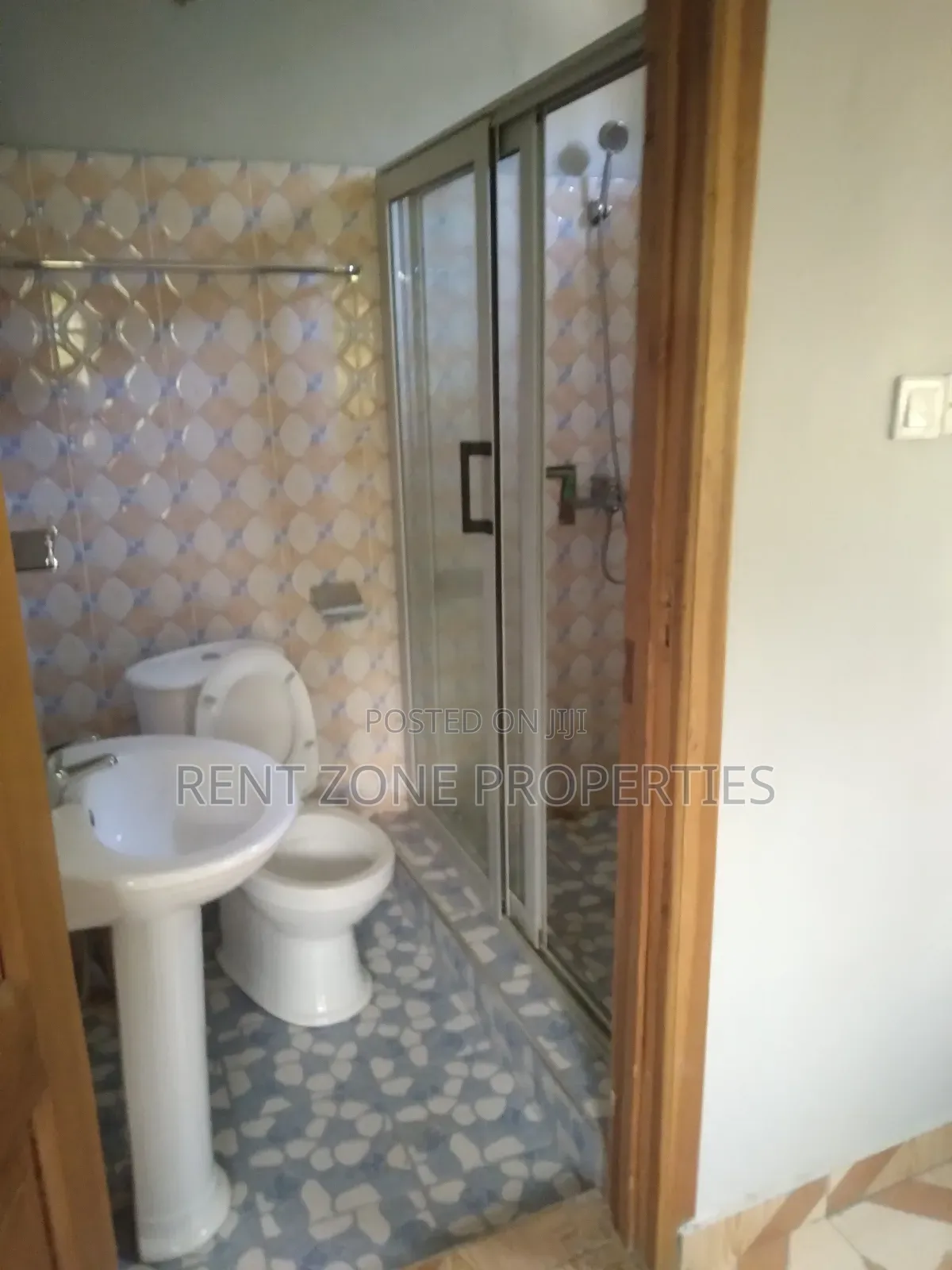 2bdrm Apartment in Ofankor for rent