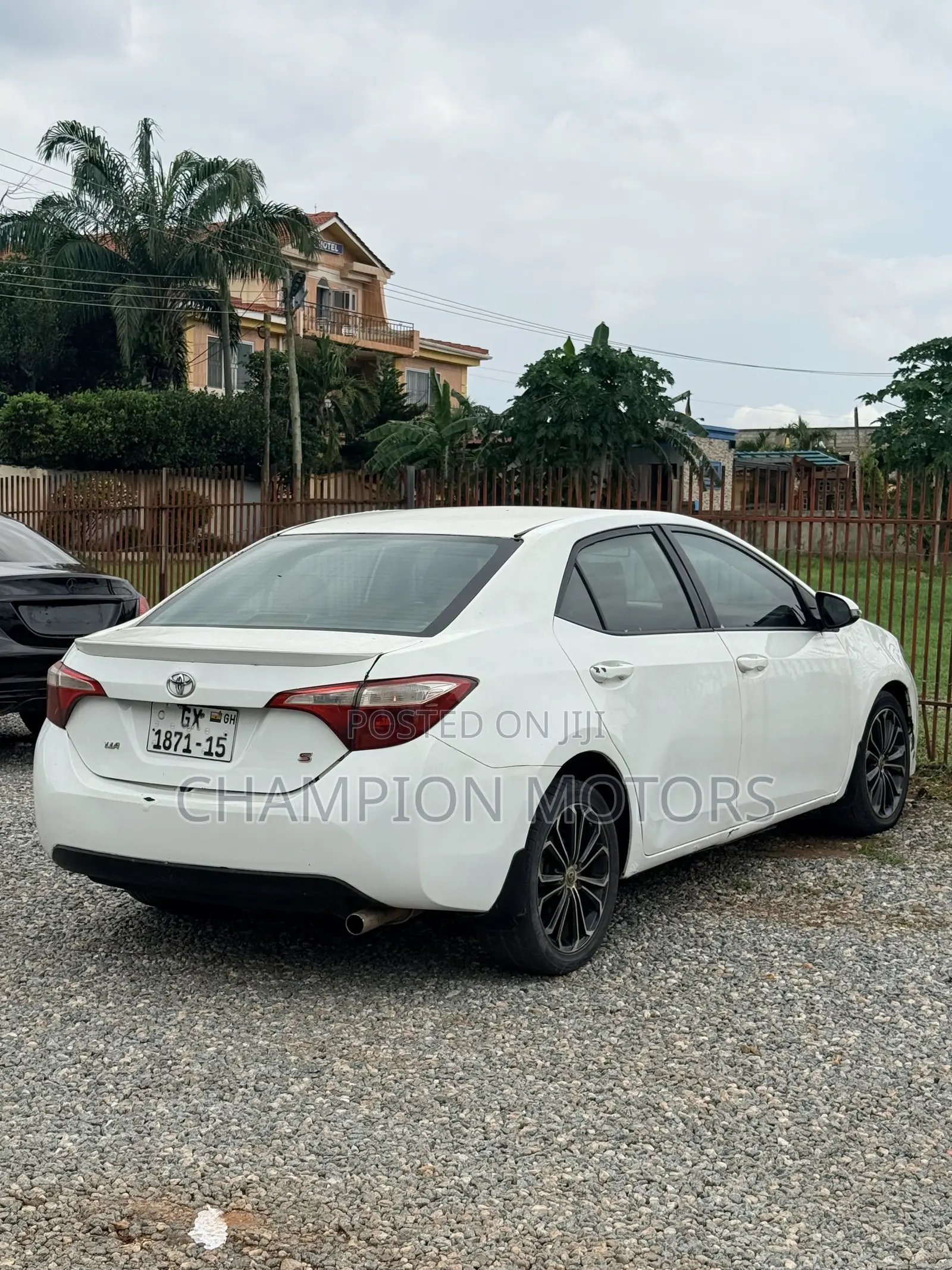 Toyota Corolla 2014 White