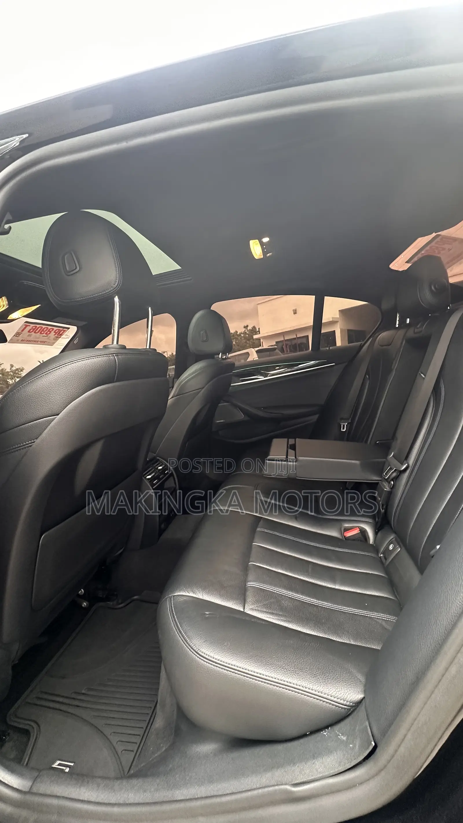 BMW 530i 2020 Black