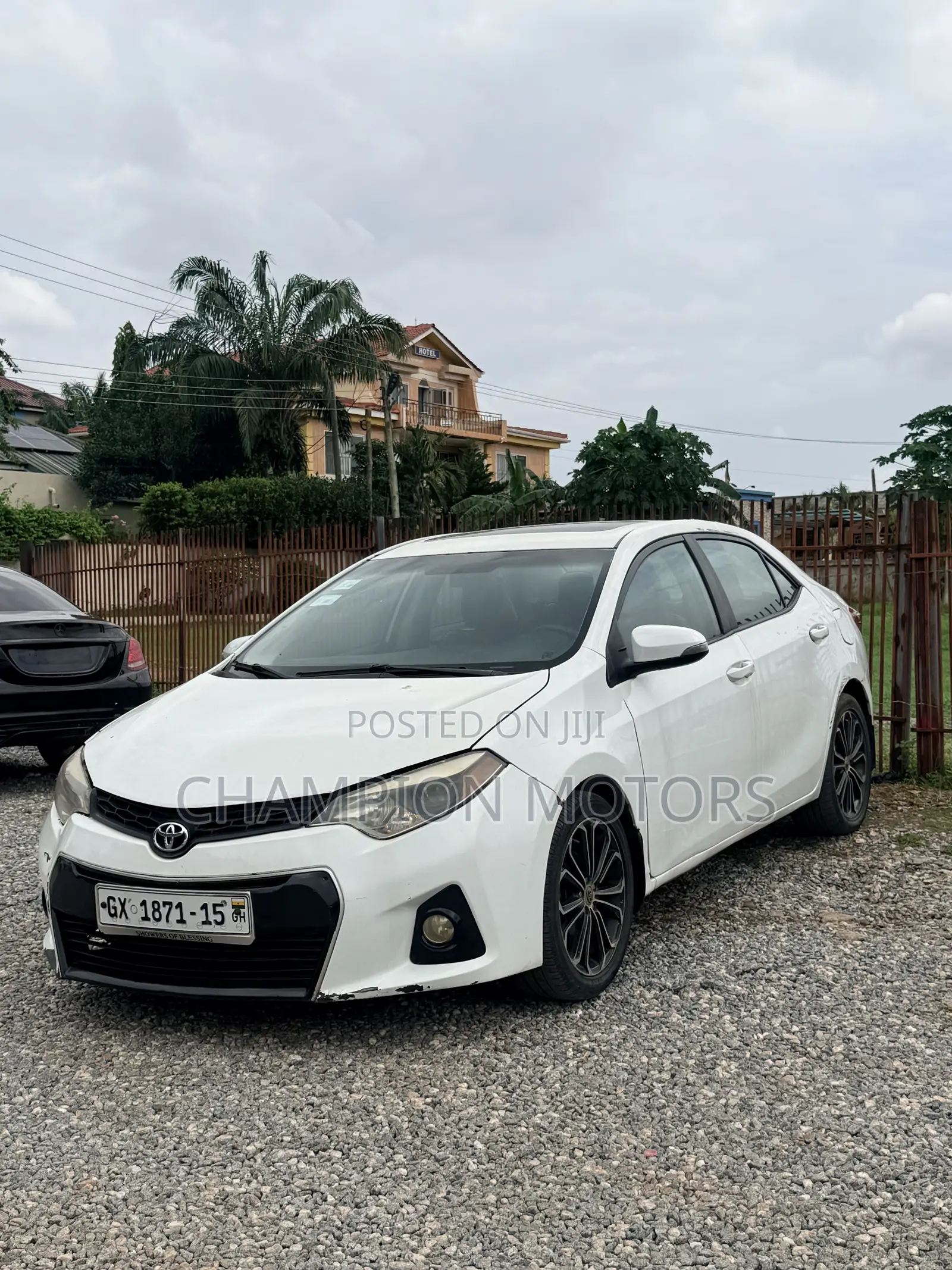 Toyota Corolla 2014 White