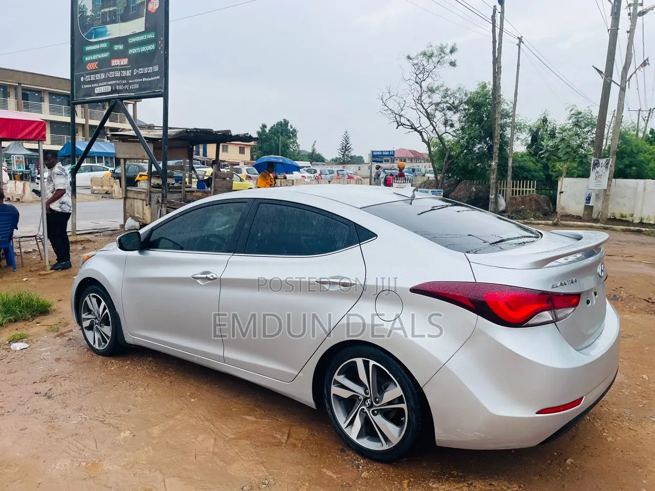 Hyundai Elantra Limited 4dr Sedan (1.8L 4cyl 6A) 2015 Silver