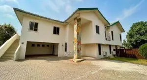 5bdrm Apartment in Accra Metropolitan for rent