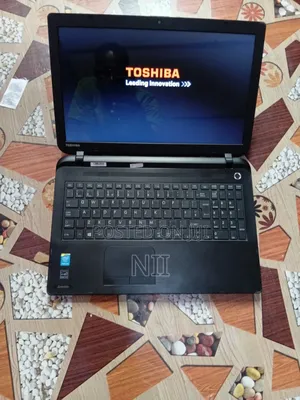 Laptop Toshiba Satellite C50 4GB Intel Pentium SSD 128GB
