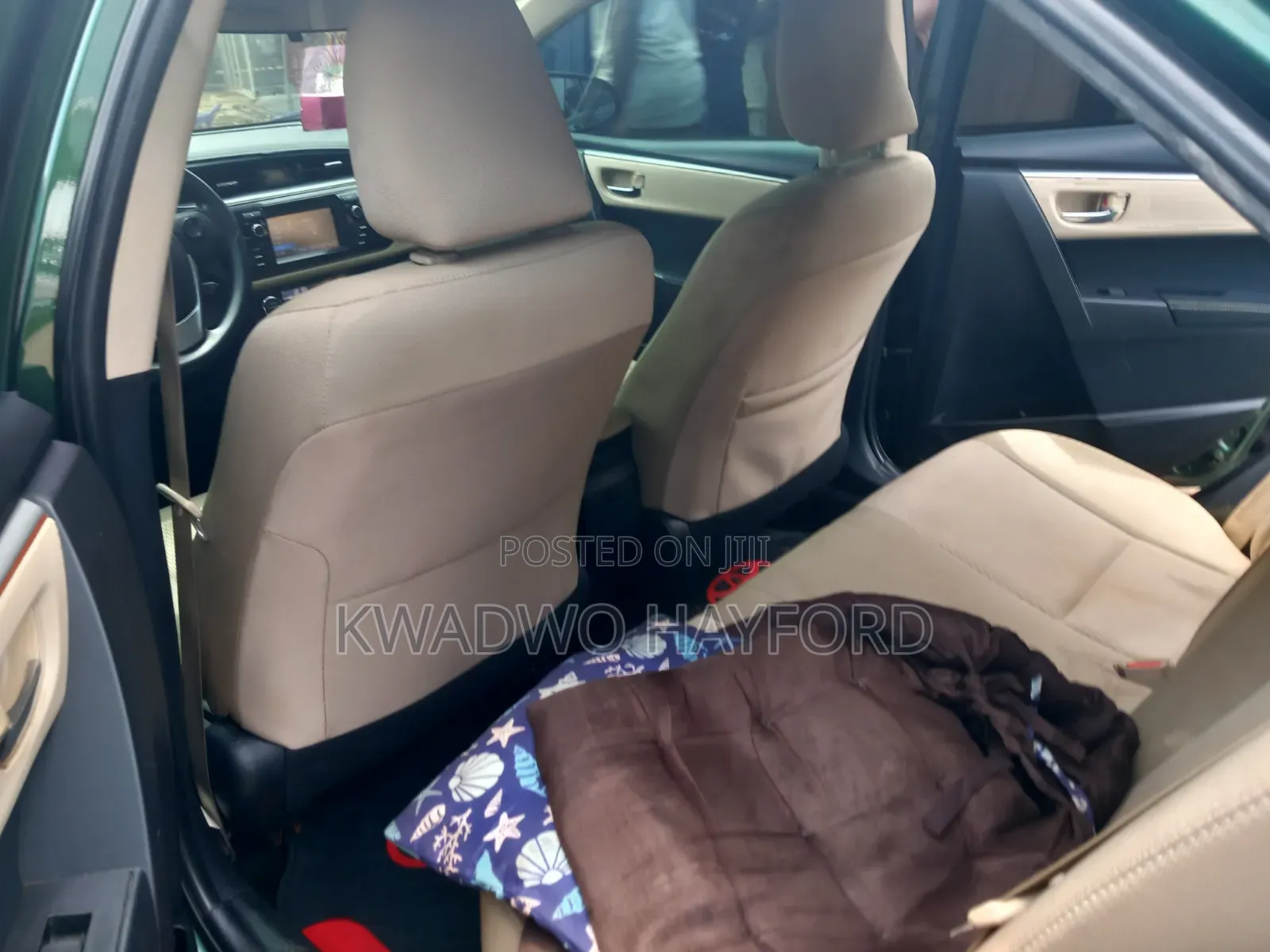 Toyota Corolla 2017 Green