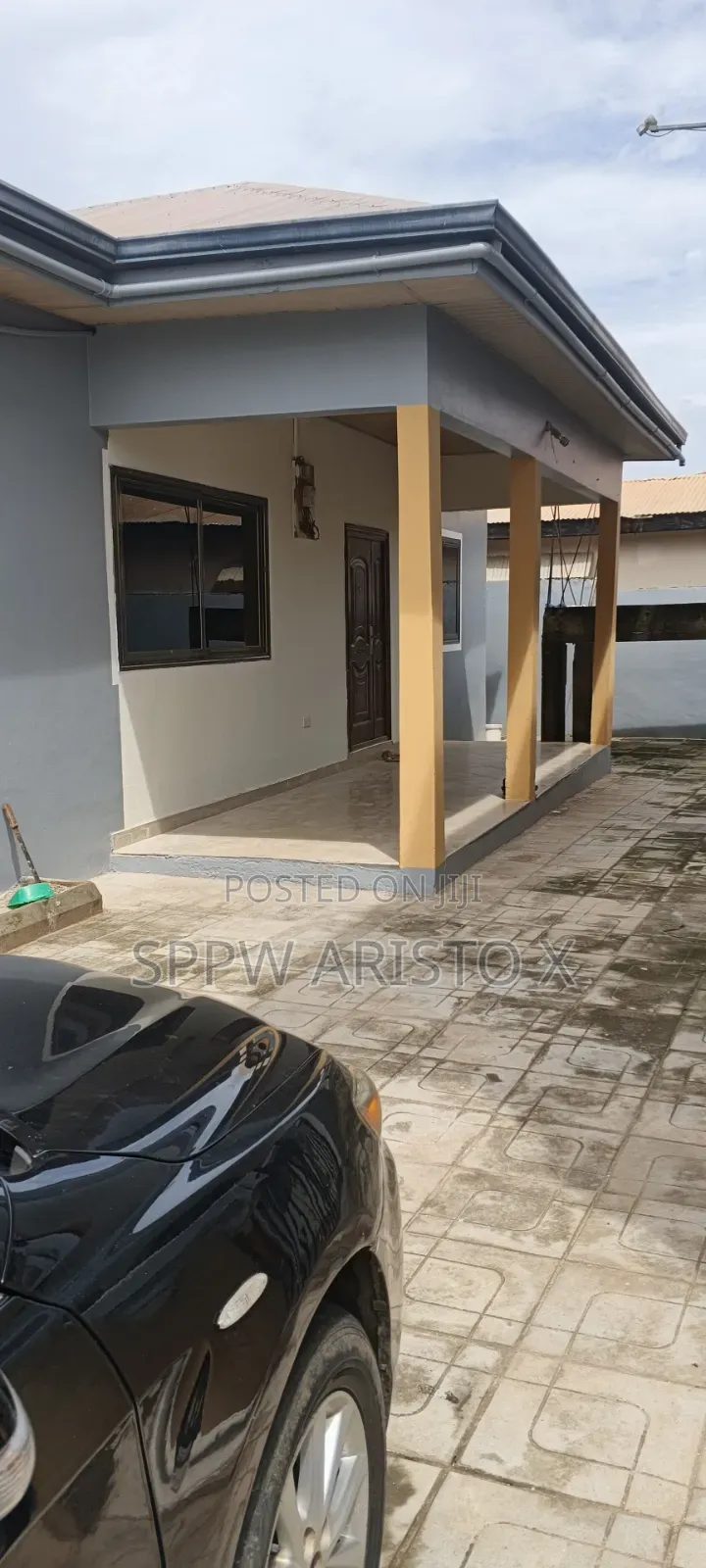 2bdrm Farm House in Tamakloe Sppw, Cemetery Area for rent