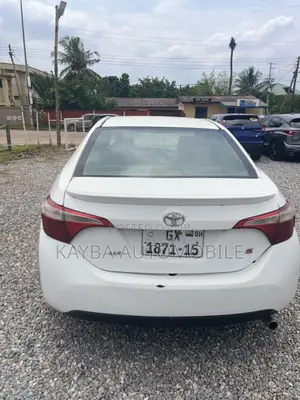 Toyota Corolla 2014 White