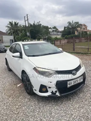 Toyota Corolla 2014 White