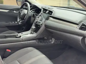 Honda Civic EX Sedan 2019 Silver