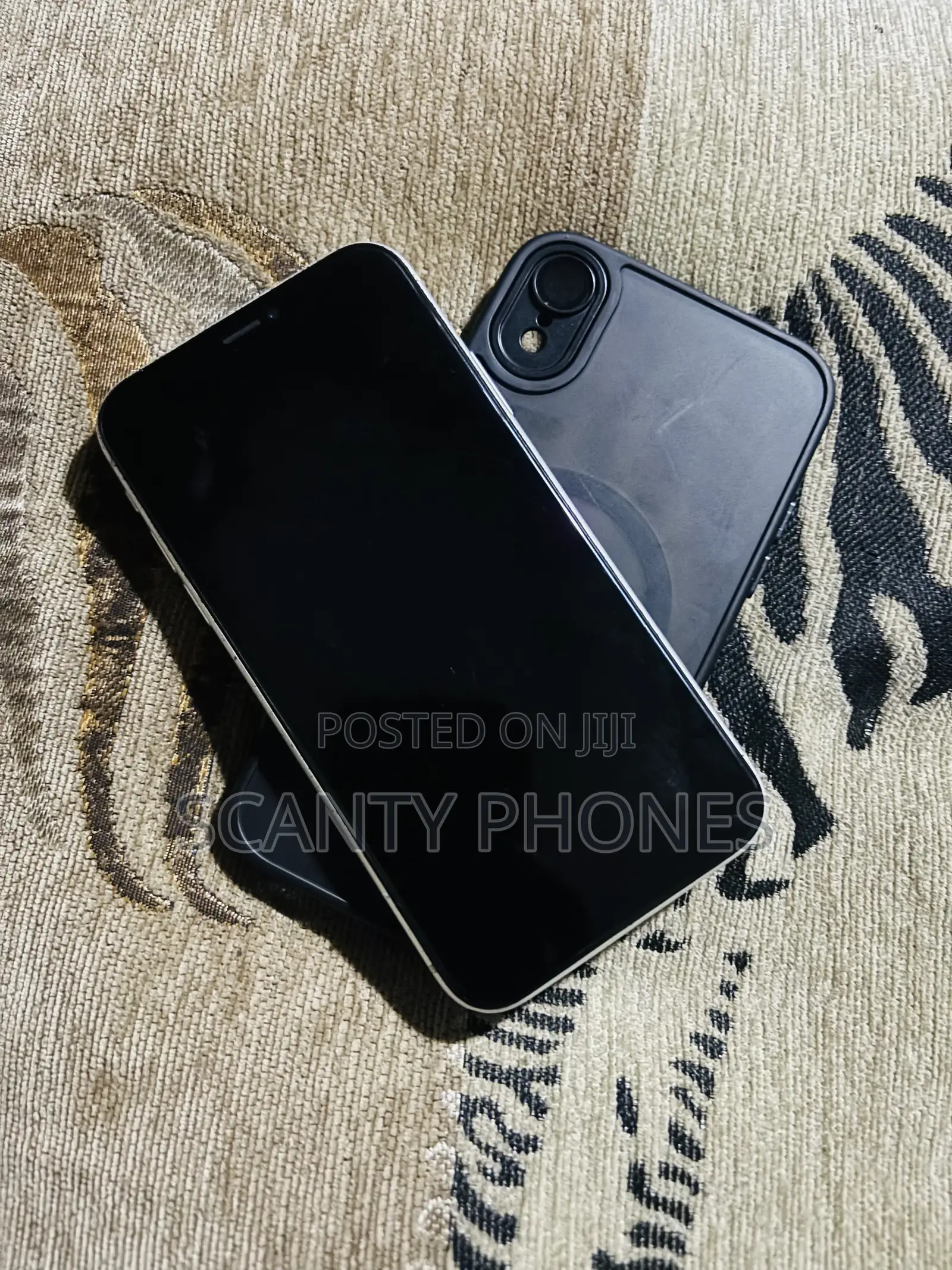 Apple iPhone XR 64 GB White