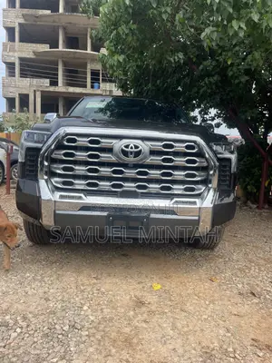 Toyota Tundra 1794 Edition CrewMax 4WD SB w/6.5' Bed (Hybrid) 2025