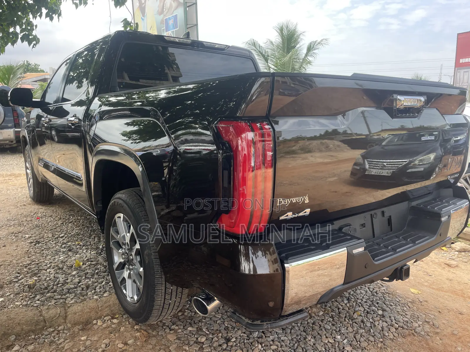 Toyota Tundra 1794 Edition CrewMax 4WD SB w/6.5' Bed (Hybrid) 2025