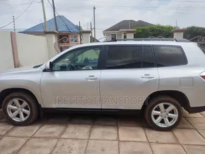 Toyota Highlander 4x4 2009 Silver