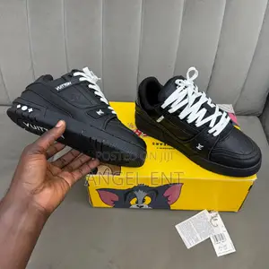 Louis Vuitton Lv Trainers Available (Location: Adum Kumasi)