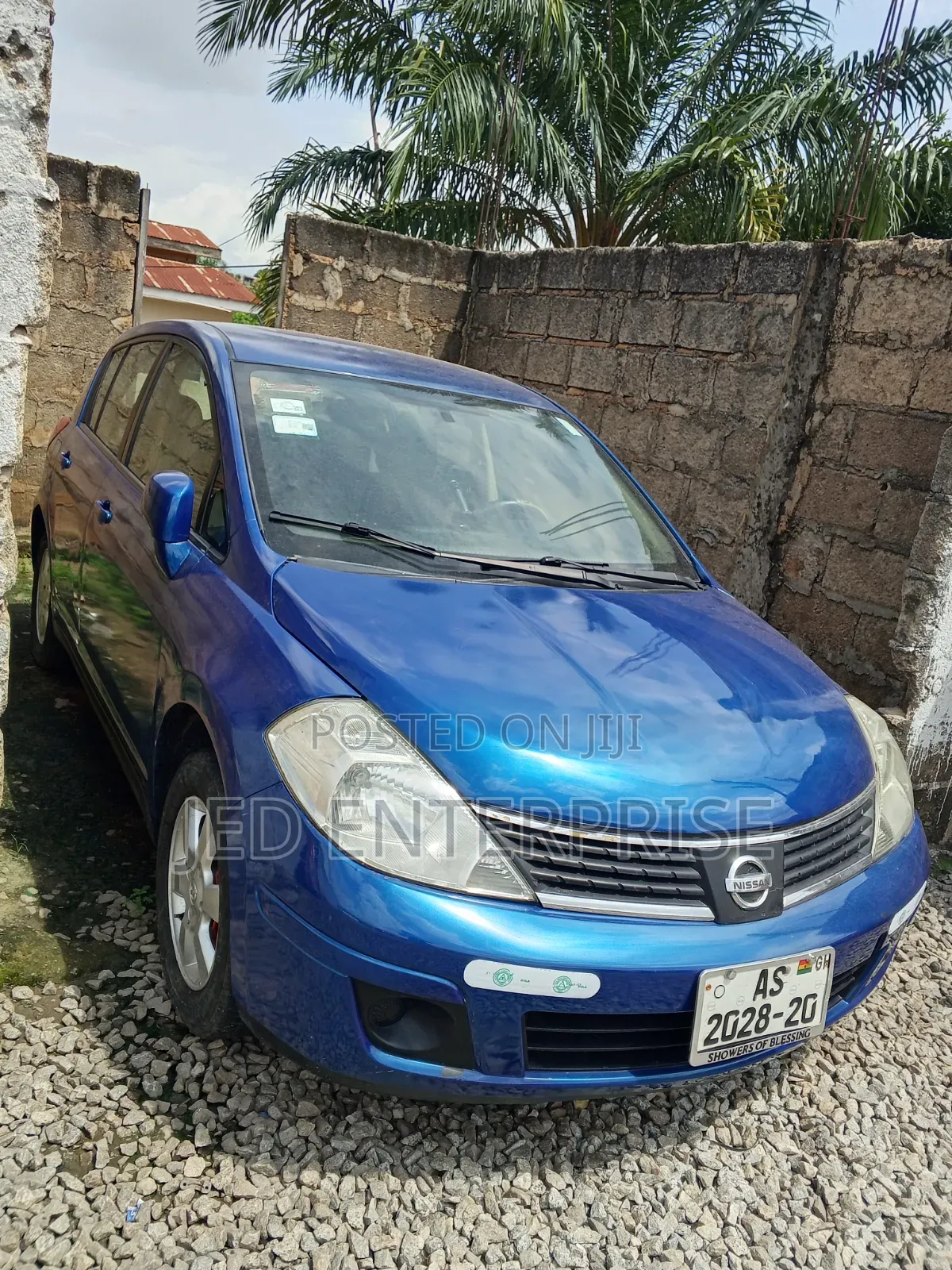 Nissan Versa 2010 Blue