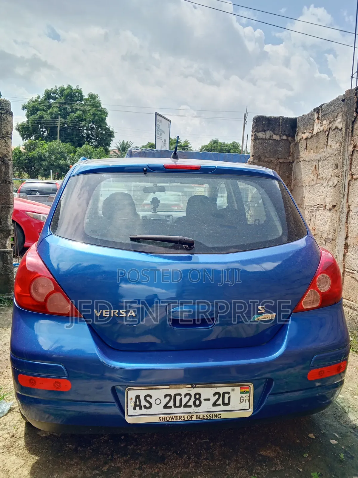 Nissan Versa 2010 Blue