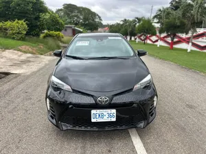 Toyota Corolla XSE (1.8L 4cyl 2A) 2019 Black
