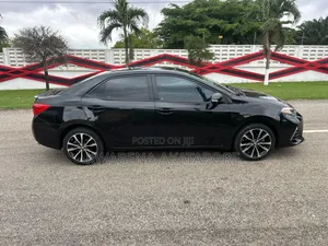 Toyota Corolla XSE (1.8L 4cyl 2A) 2019 Black