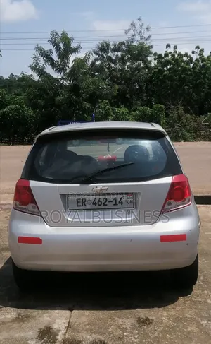 Chevrolet Aveo 2012 Silver