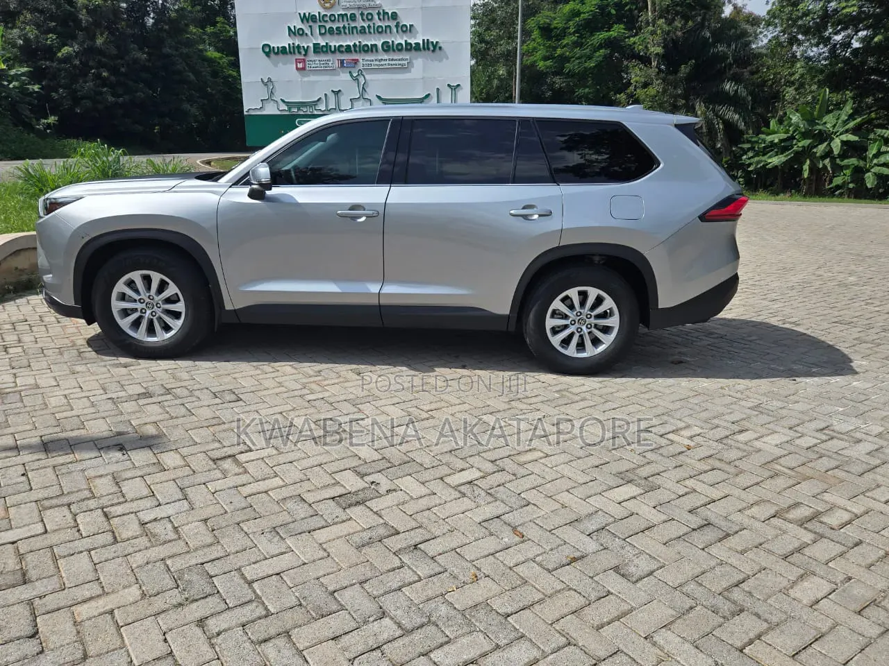 Toyota Grand Highlander XLE 2025 Silver