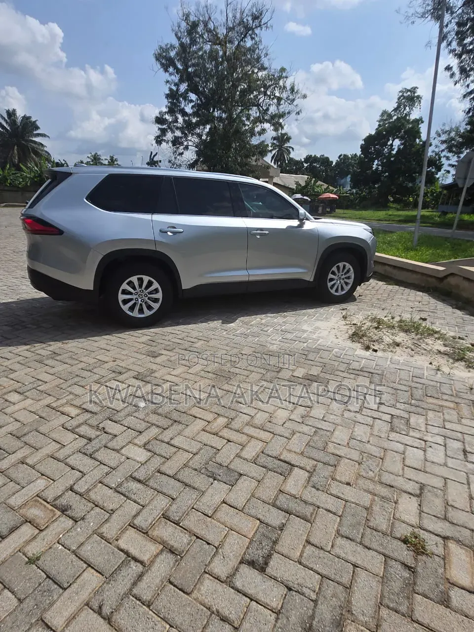 Toyota Grand Highlander XLE 2025 Silver