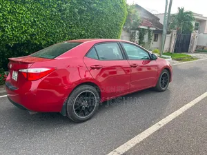 Toyota Corolla 2015 Red