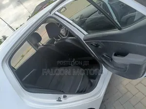 Hyundai I10 1.1 2010 White
