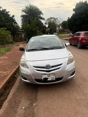 Toyota Belta 2008 Gray