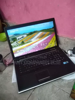 Laptop Lenovo Legion 9 8GB Intel Core i3 SSD 512GB