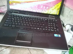 Laptop Lenovo Legion 9 8GB Intel Core i3 SSD 512GB