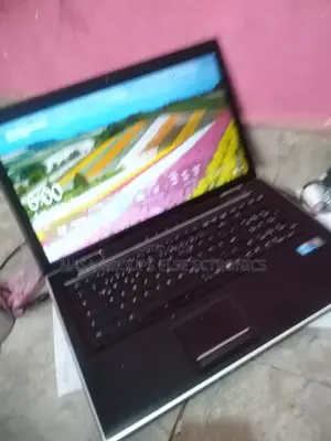 Laptop Lenovo Legion 9 8GB Intel Core i3 SSD 512GB