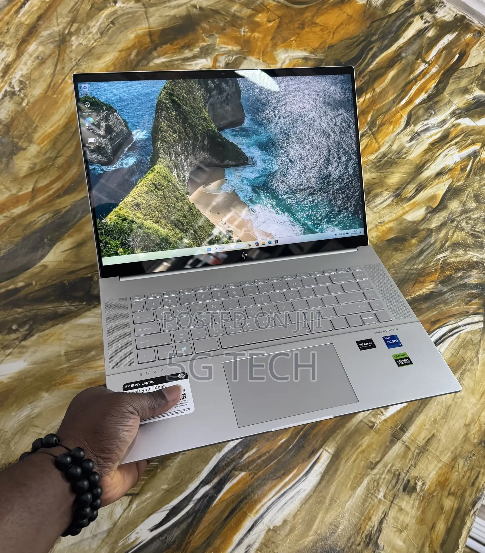 Laptop HP Envy 16 Gaming 16-h1023dx 16GB Intel Core i7 SSD 1T