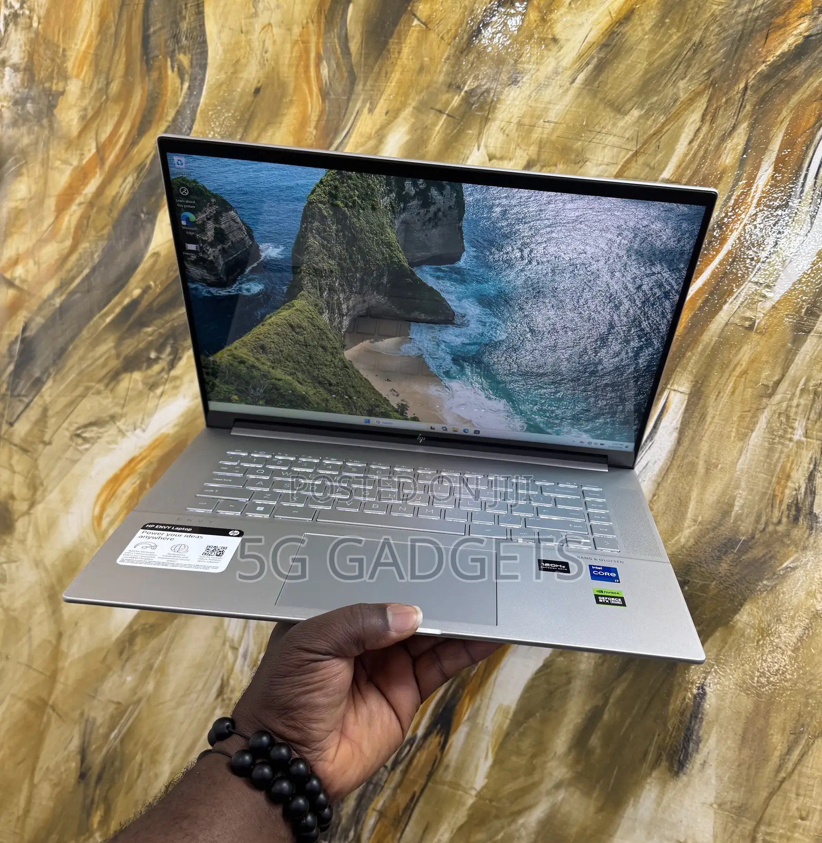 Laptop HP Envy 16 Gaming 16-h1023dx 16GB Intel Core i7 SSD 1T