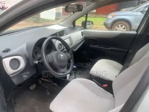 Toyota Vitz 2012 Gray