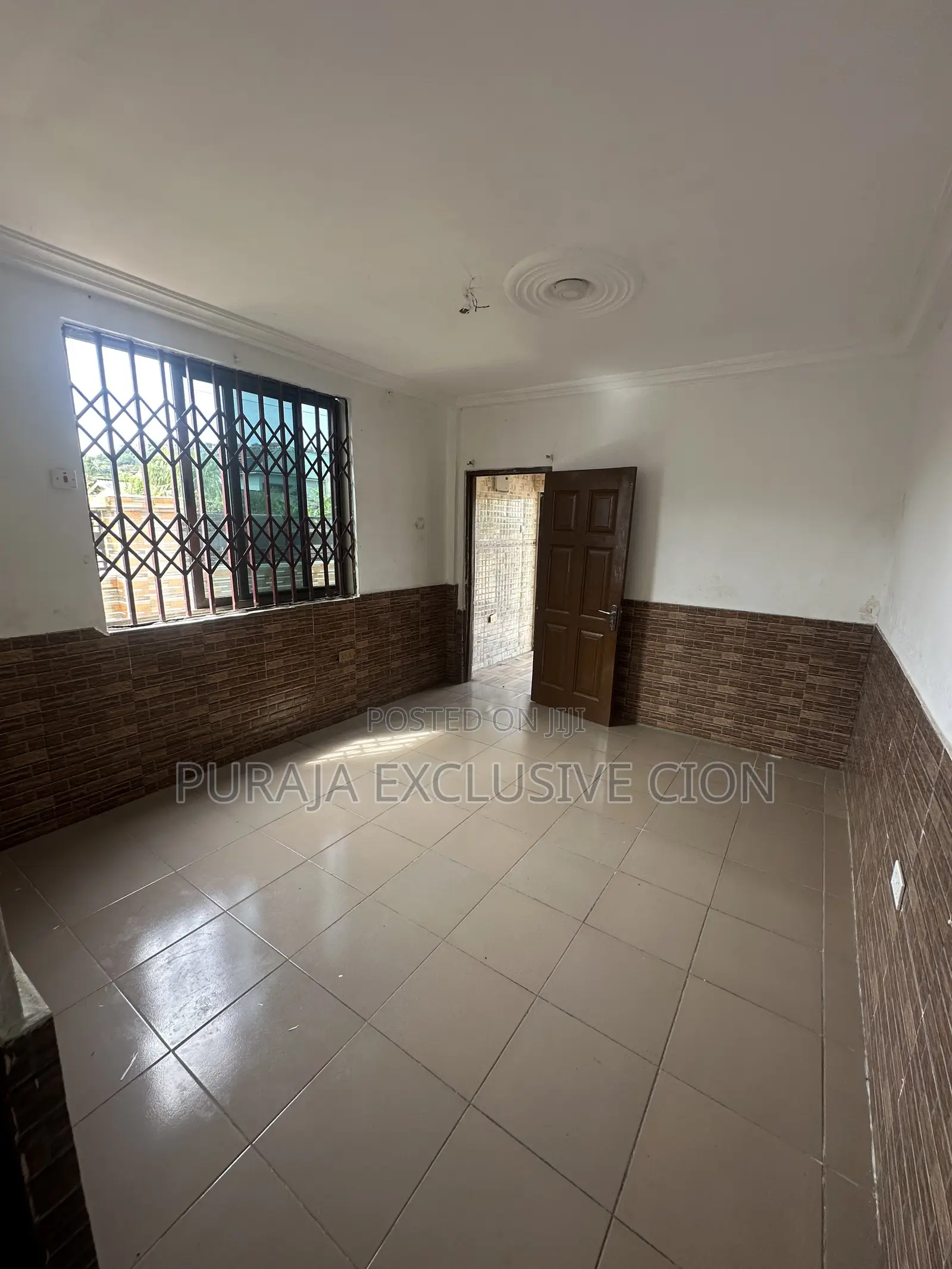 1bdrm Room & Parlour in Weija, Choice, Old Barrier for rent
