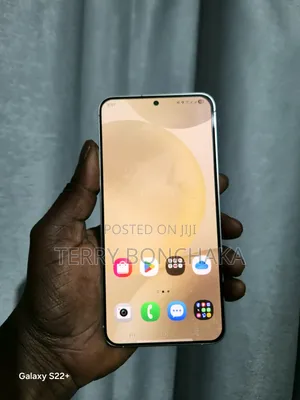 New Samsung Galaxy S24 Plus 256 GB Gold