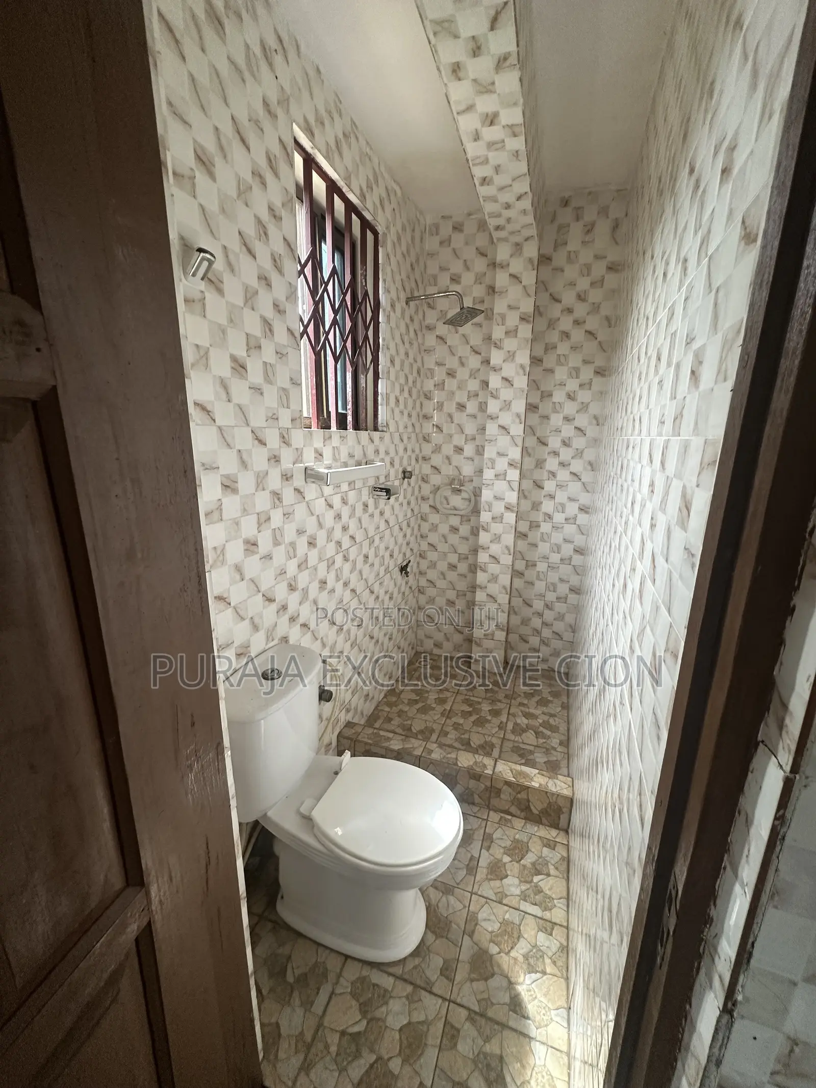 1bdrm Room & Parlour in Weija, Choice, Old Barrier for rent