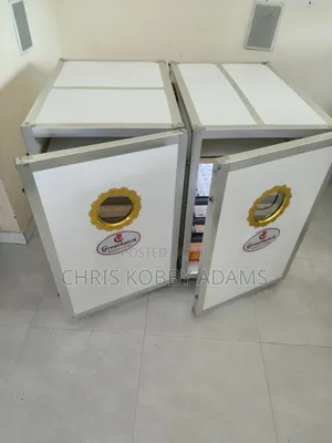 Greathatch Incubator 528 Egg Capacity
