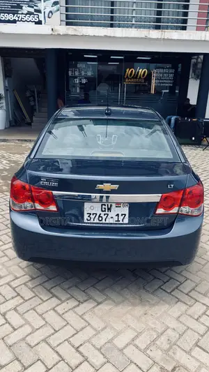 Chevrolet Cruze LS 4dr Sedan (1.5L 4cyl 6A) 2016
