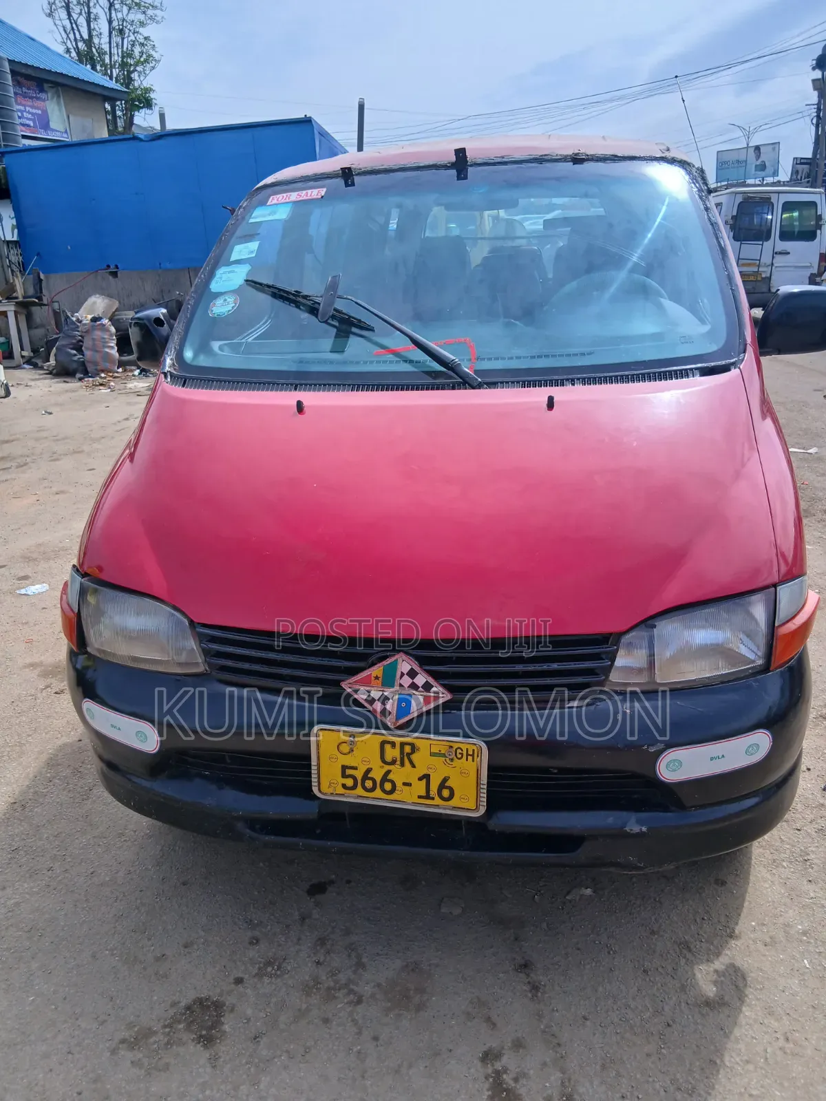Toyota HiAce 2012 Red