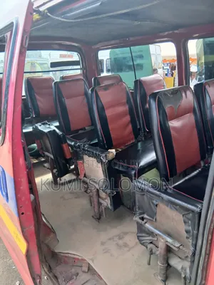 Toyota HiAce 2012 Red