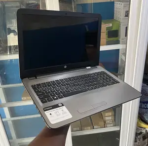 Laptop HP Pavilion 15 8GB AMD A10 HDD 1T