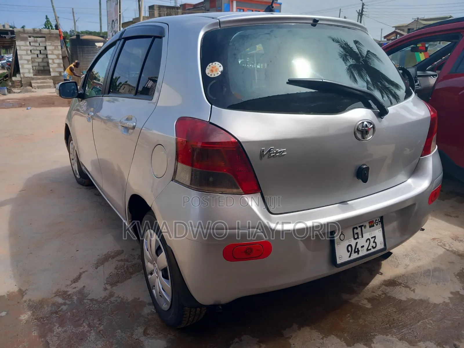 Toyota Vitz 2010 White