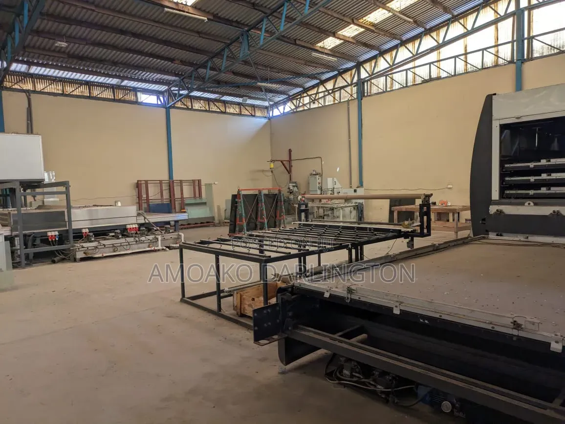 Warehouse for Rent Circle
