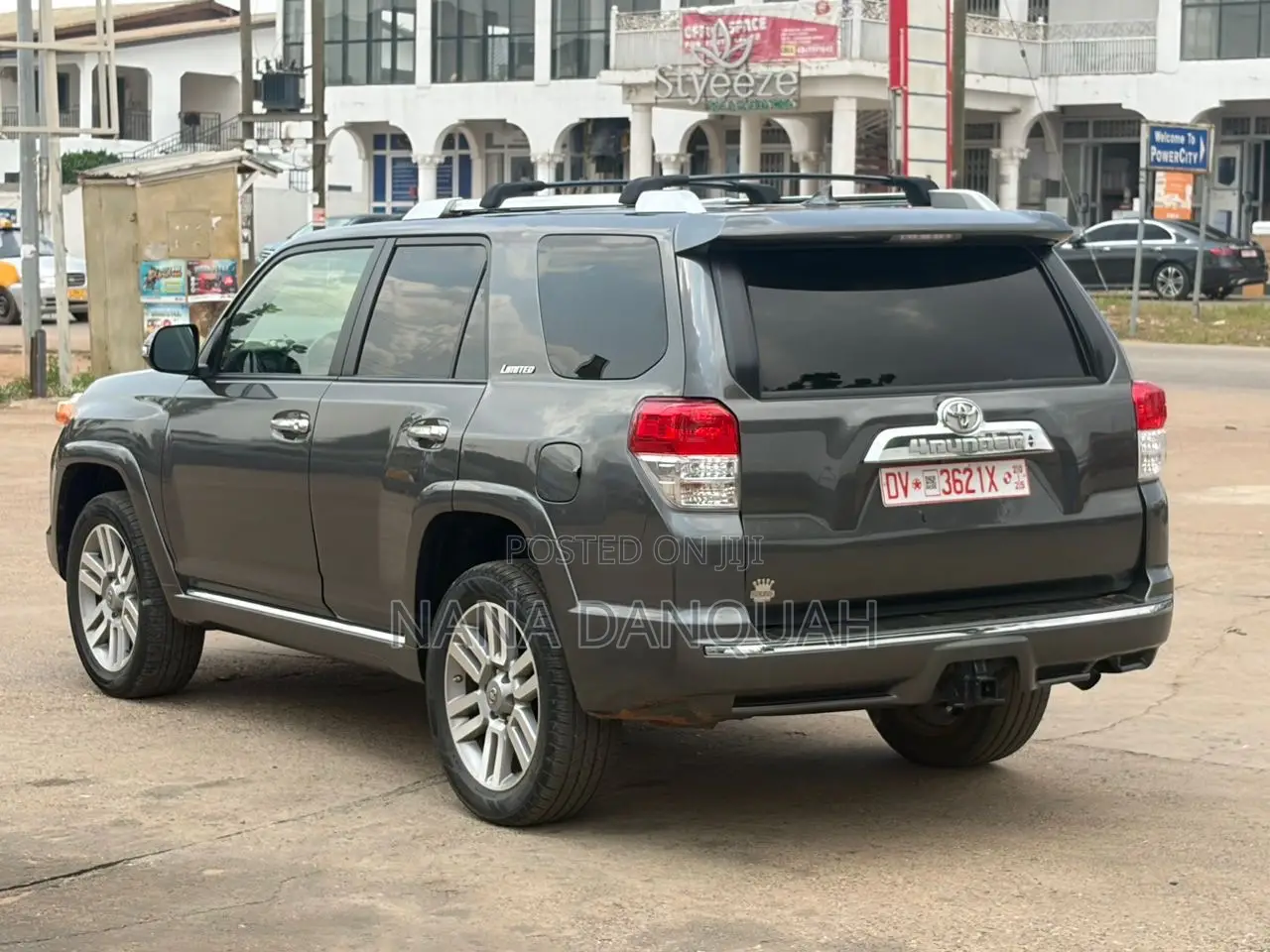 Toyota 4-Runner 2011 Gray