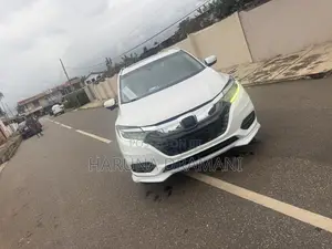 Honda HR-V Touring AWD 2020 White