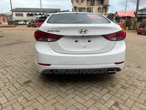 Hyundai Elantra 2015 White