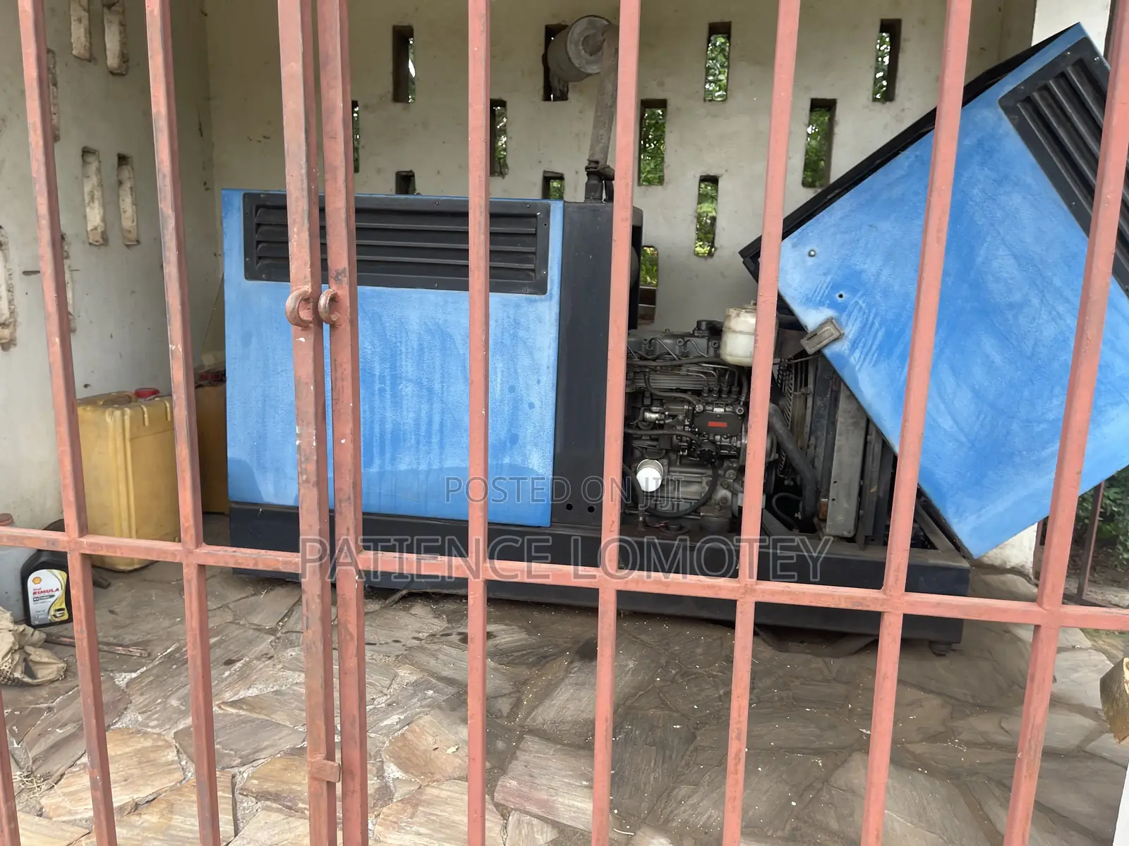 7bdrm Mansion in Trasacco, Accra Metropolitan for sale