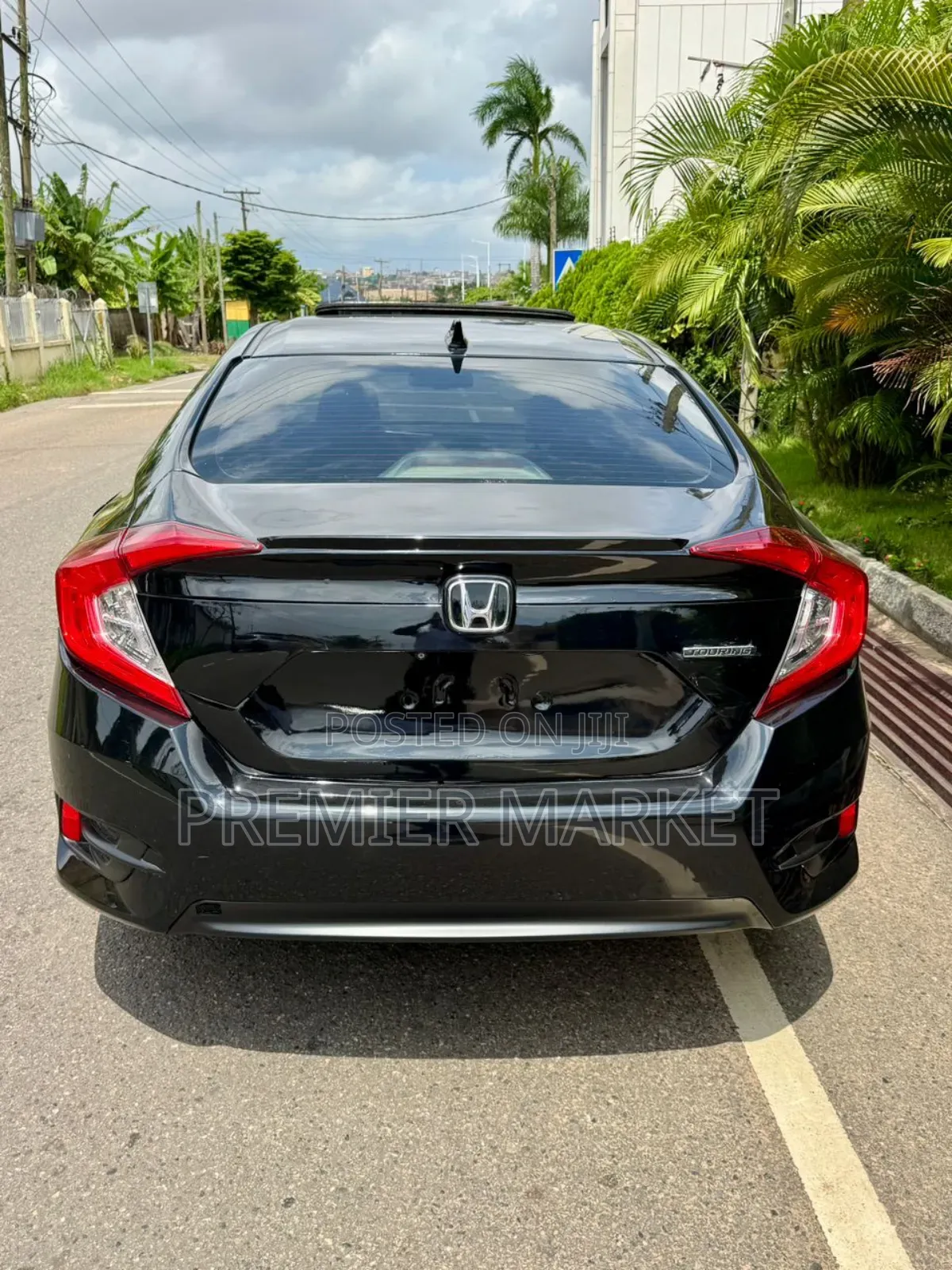 Honda Civic Touring 4dr Sedan (1.5L 4cyl) 2016 Black