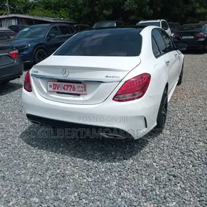 Mercedes-Benz C300 2016 White