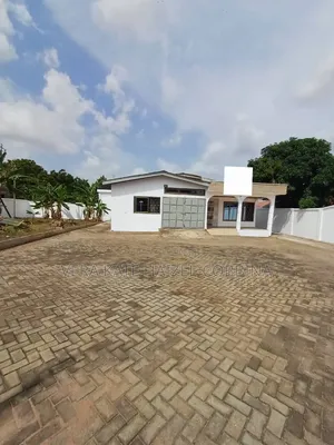 3bdrm House in Owusu Ansah for rent